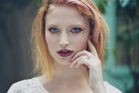 looking at viewer, Anastasia Vervueren, makeup, blue eyes, women, portrait, red lipstick, 1080P ...