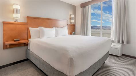 SLC Airport Hotel Photos & Reviews | Hyatt Place Salt Lake City Airport