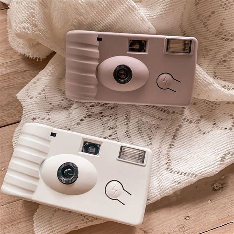 Aesthetic Disposable Camera in Lilac, Photography, Cameras on Carousell