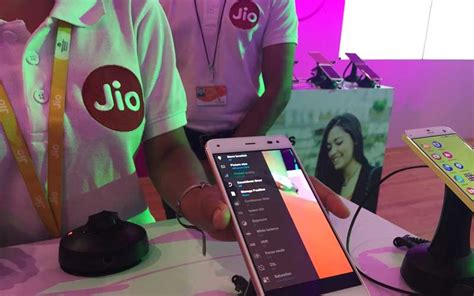 Reliance Jio 4G Speed Is Getting Down, Ookla Speedtest App Confirms