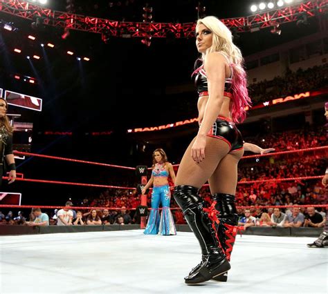 Power Ranking Alexa Bliss and WWE Raw's Entire Women's Division | News ...