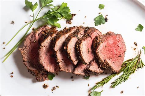 Herb and Pepper Crusted Beef Tenderloin with Creamy Horseradish Sauce ...