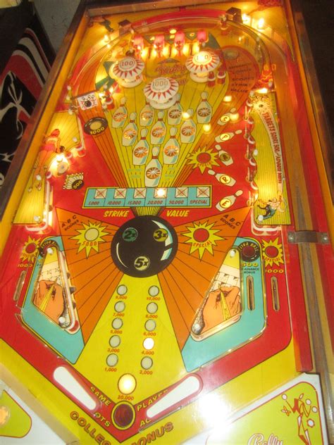 1978 Bally Strikes and Spares at Ann Arbor Michigan Pinball Museum VFW ...