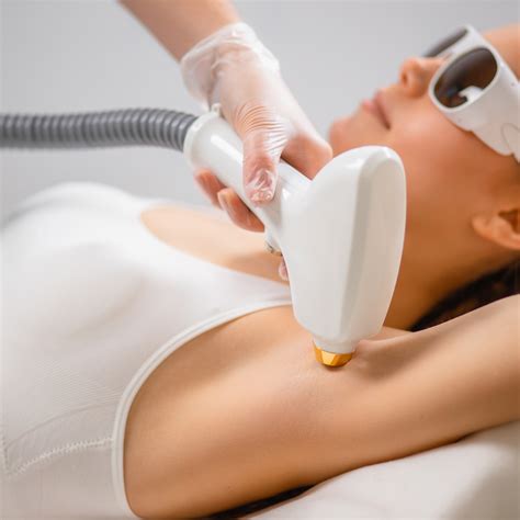 The Ultimate Guide to your First IPL Hair Removal Treatment