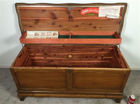 Lane Cedar chest - town-green.com