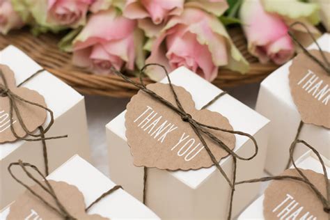 Wedding Thank You Card Wording for Cash Gift: Tips for Saying Thanks