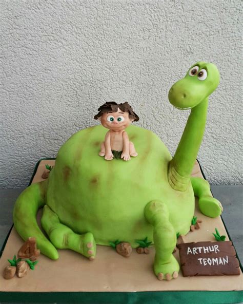 The good dinosaur cake/arlo/spot #birthdaycake #arlo #spot # ...