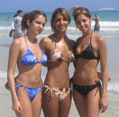 Pakistani Indians Arab Girls Pictures: Morocco Girls In Bikini's Pictures