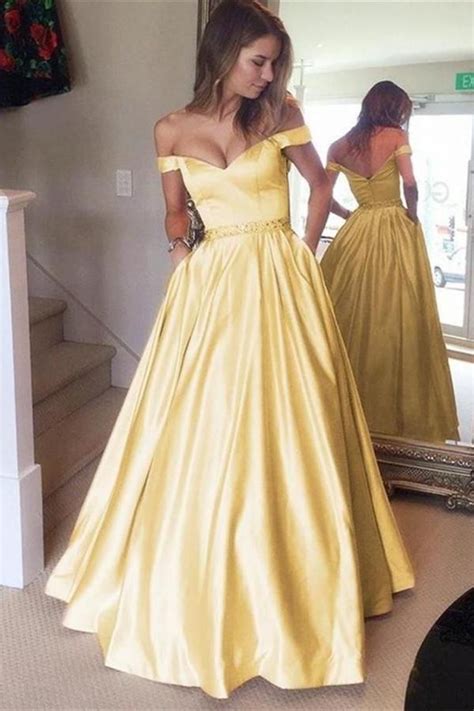 Off The Shoulder Yellow Long Zipper Back Hermosos vestidos de baile | Vestidos amarillos de ...