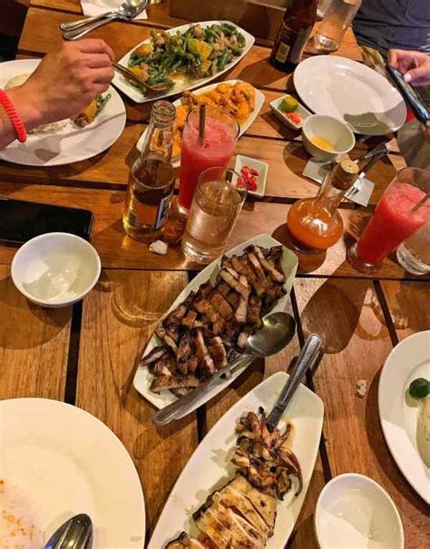 El Nido Restaurants: Where Eat & Drink in Lio Beach - FOODICLES