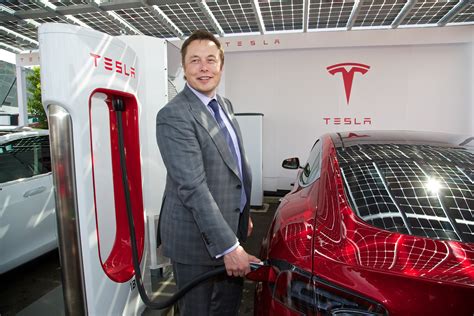 Elon Musk Bought More Tesla Motors Shares, He’s Basically Playing with Himself - autoevolution