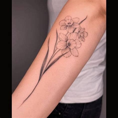 Details more than 75 narcissus birth flower tattoo latest - in.cdgdbentre