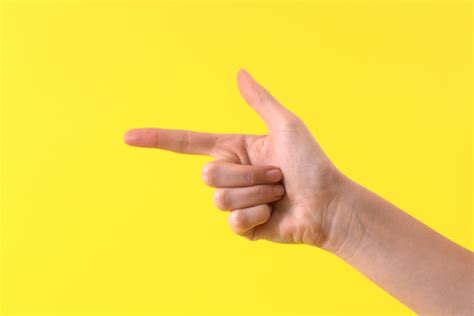 All The Hand Signs And Gestures You Need To Express Exactly How You Feel | Thought Catalog