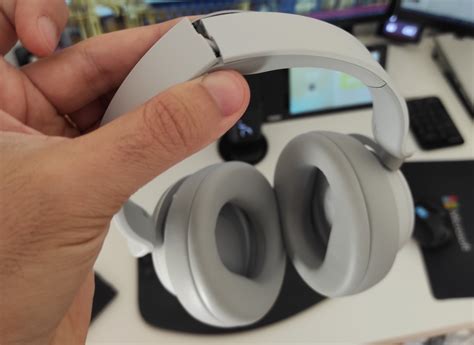 How to fix a broken headband on Surface Headphones - HANDS ON tek