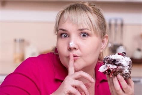 Food Cues & Obesity: Does Your Brain Influence What You Eat?