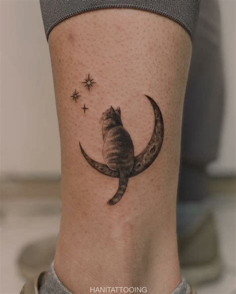 Details more than 73 moon and cat tattoo - in.cdgdbentre