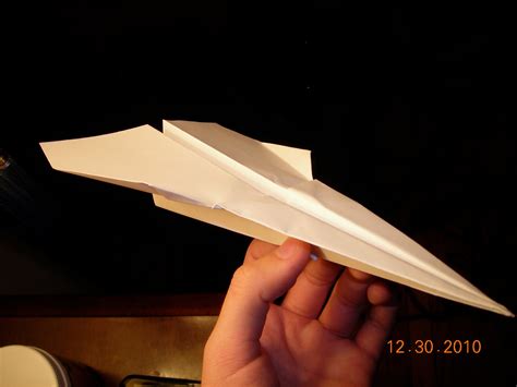 How to Make the World's Fastest Paper Airplane : 7 Steps - Instructables