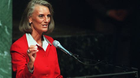 Anne Graham Lotz announces breast cancer diagnosis