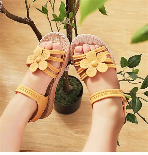 Flower Decor Girls Sandals - Momorii