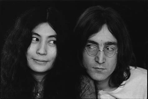 For Sale: John Lennon’s Holiday Card to Yoko Ono’s Ex | Vanity Fair