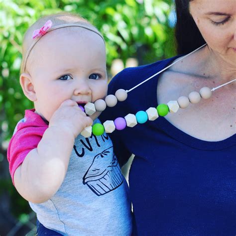 #Teethingnecklaces are a MUST HAVE! #babywearing #nursing #breastfeeding #mothersdaygi ...