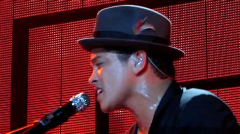 Bruno Mars - It Will Rain - Live HD Concert London - YouTube