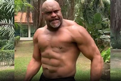 Jacked Bob Sapp calls out Mike Tyson: ‘I will rip your heart out!’ - MMAmania.com