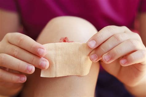 How to Recognize an Infected Wound - University Health News