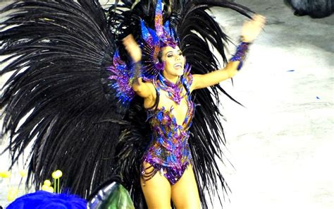 What to Wear to Carnival in Rio de Janeiro