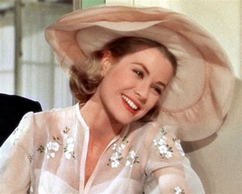 Grace Kelly smiling in "High Society" her last movie. Helen Rose, Old Hollywood Glamour, Vintage ...