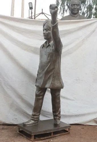 Bronze Bhagat Singh Statue, For Exterior at Rs 550000 in Bhopal | ID: 22929233597