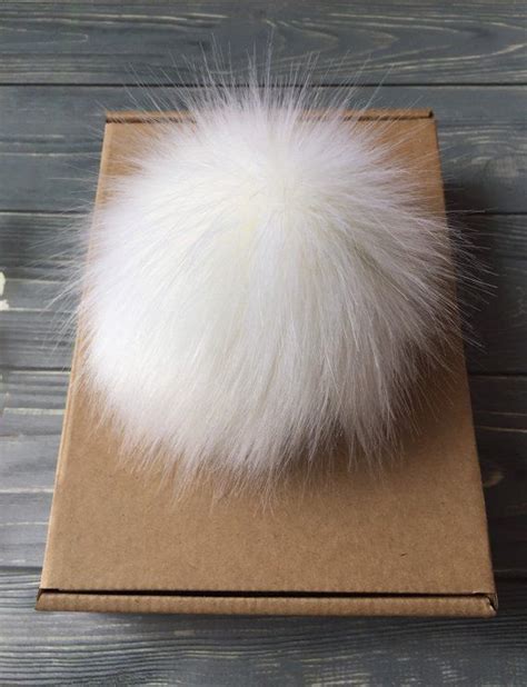 Fluffy Pom Poms Poms For Beanies Fur Poms Snow White Faux Fur Pom Poms ...