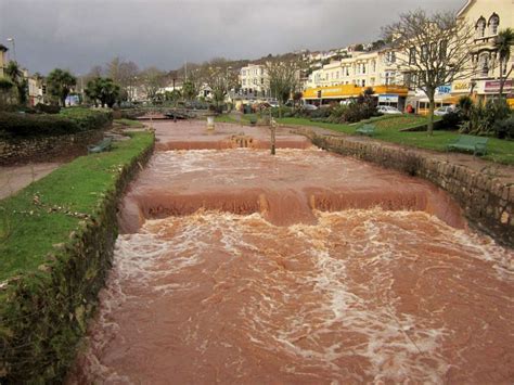 Dawlish gets flood warning service - Radio Exe