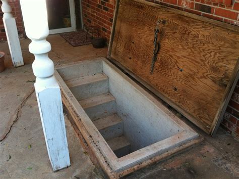 EASIER TORNADO SHELTER ENTRY : 7 Steps (with Pictures) - Instructables