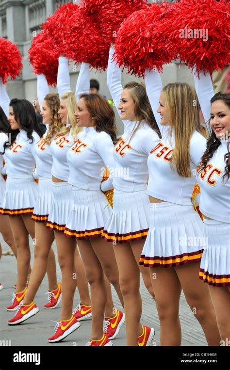 Usc Football Cheerleaders 2019