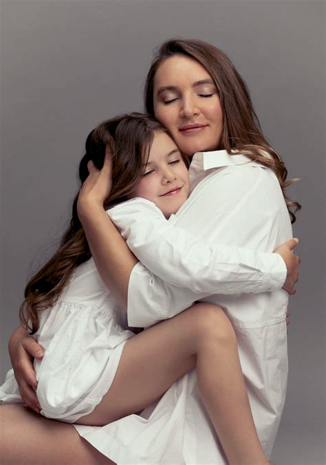 Mother Daughter photo shoot with make up — Charlotte Starup Photography Starnberg | Mother ...