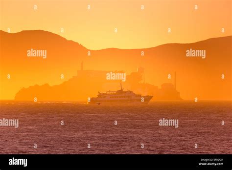 ALCATRAZ ISLAND SAN FRANCISCO BAY CALIFORNIA USA Stock Photo - Alamy