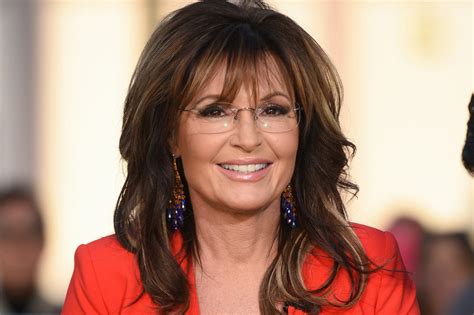 Sarah Palin calls for Julian Assange's pardon : r/WikiLeaks