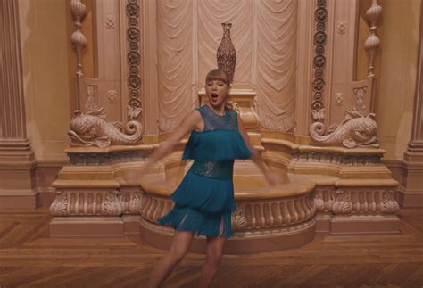 Video: Taylor Swift - "Delicate" - SPIN