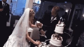 Wedding Fail GIF - Wedding Fail Feed - Discover & Share GIFs