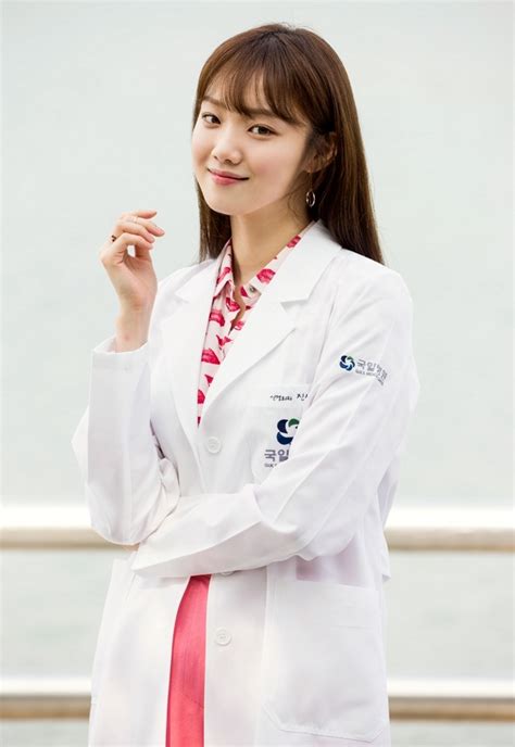 [Drama] Doctors Character Description (Lee Sung Kyung) | parisonheavens