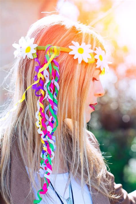 Hippie Style Girl with Round Glasses. Vintage Style Image Stock Photo - Image of pretty, female ...