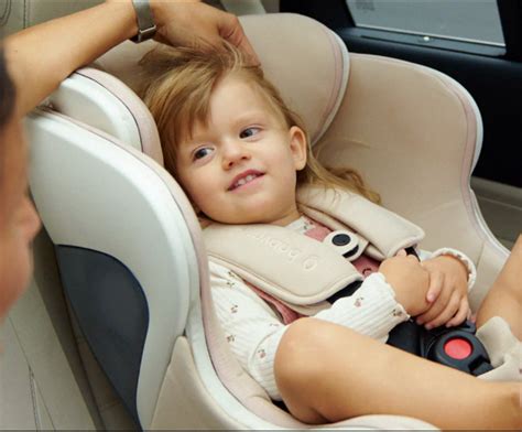 The Babyark Convertible Car Seat: Revolutionizing Child Safety and Sus