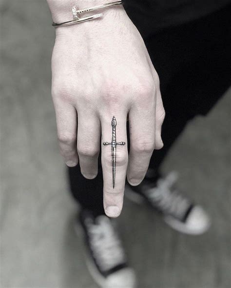 80 Inner & Side Finger Tattoos for Men & Girls with Meanings Finger Tattoo Designs, Finger ...