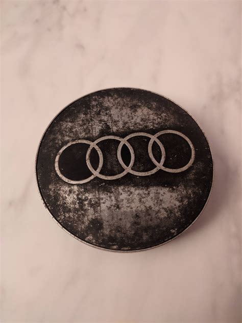 Looking for wheel center caps : r/Audi