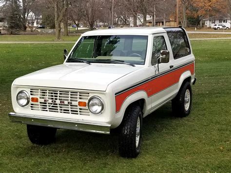 Timothy's Custom 1986 Ford Bronco II - Bronco Corral