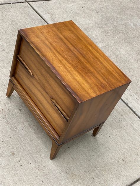 Mid Century Modern Nightstand - Etsy