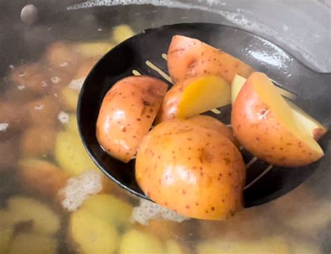 Potatoes and Green Beans in Stewed Tomatoes