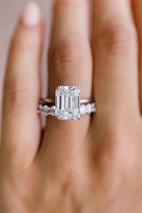 Best Emerald Cut Engagement Rings | abmwater.com