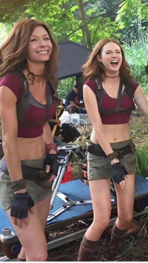 Karen Gillan and stunt double in Jumanji | need, want & red in 2019 | Karen gillan, Karen sheila ...